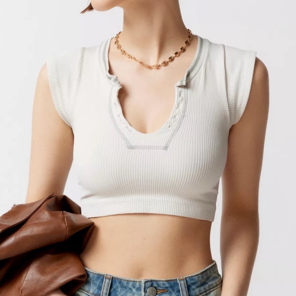 Urban Outfitters Go for Gold Seamless Top Ivory Gray